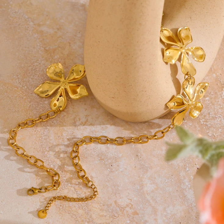 Petal Grace Collar Necklace