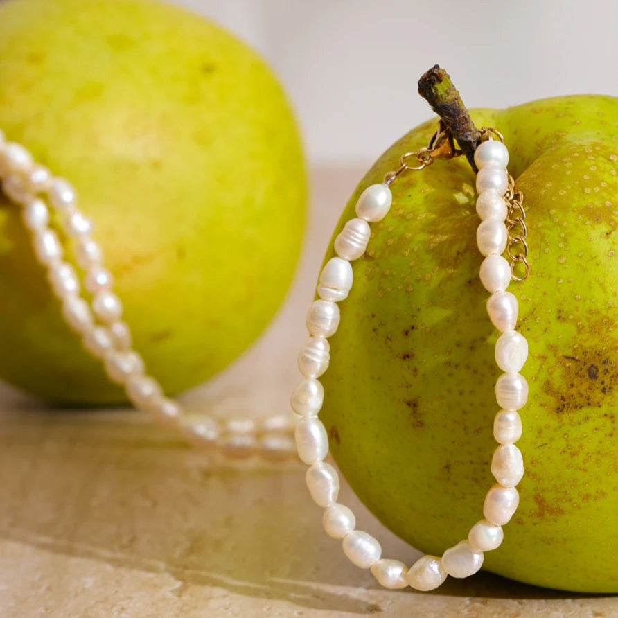 Genteel Pearl Set