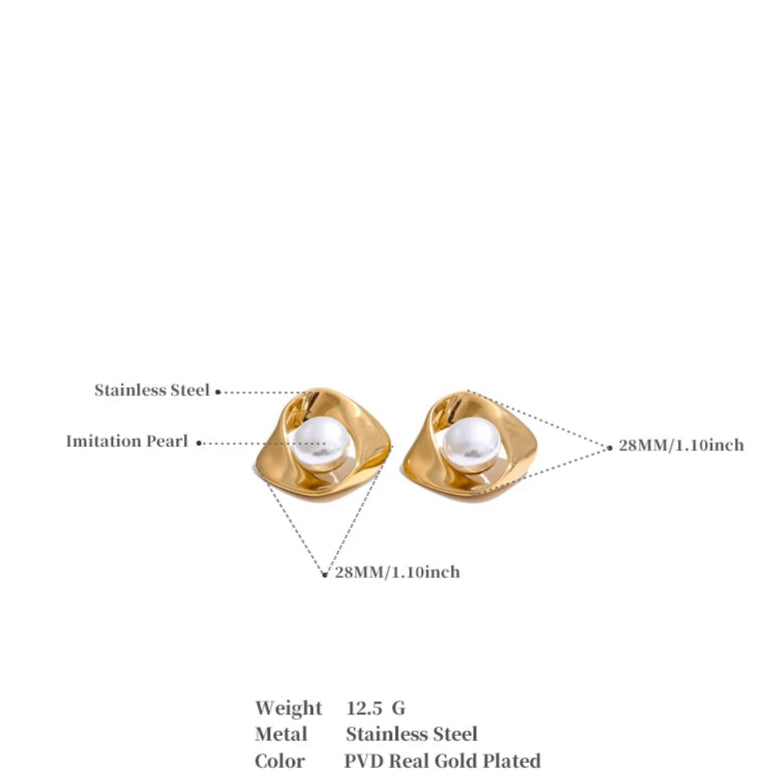 Yumi Irregular Pearl Earrings