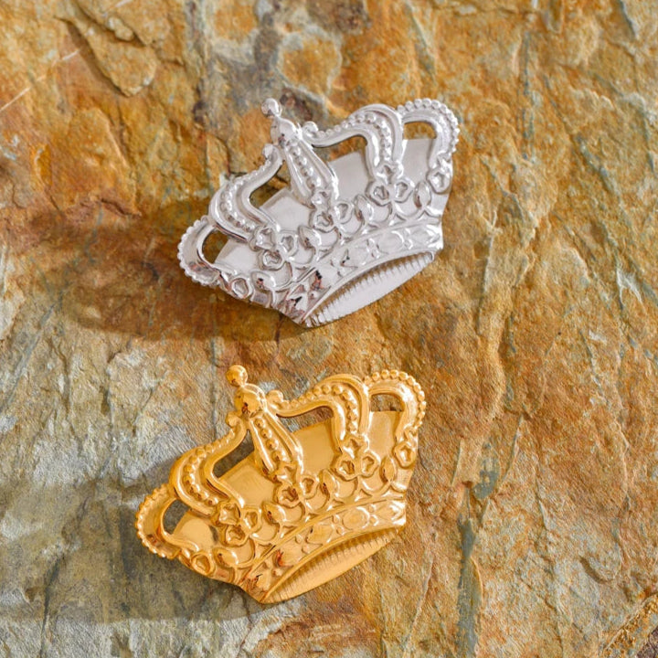 Monarch’s Grace Brooch