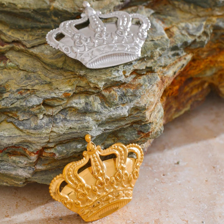 Monarch’s Grace Brooch