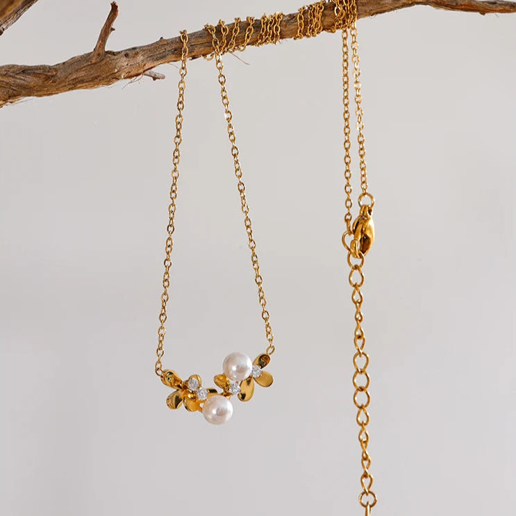Floral Glow Collar Necklace