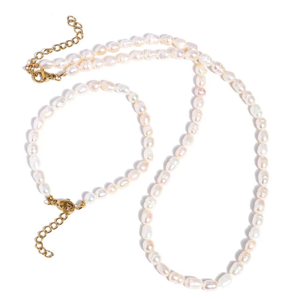Genteel Pearl Set