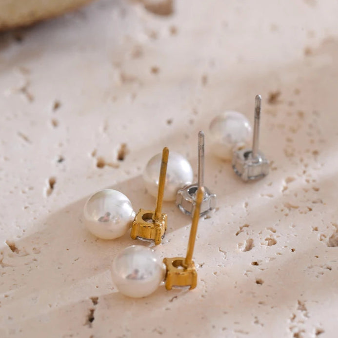 Mia's Korean Pearl Allure Earrings