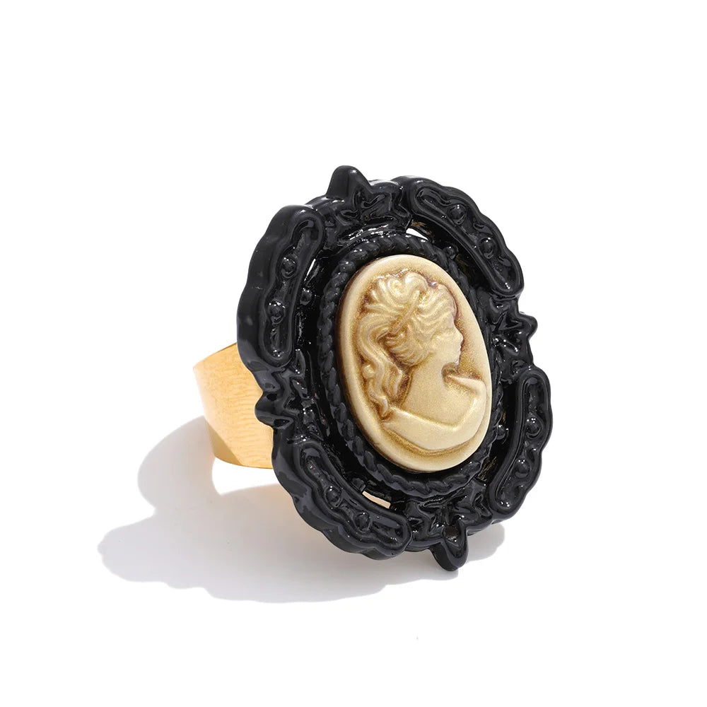 Cameo Oval Ring