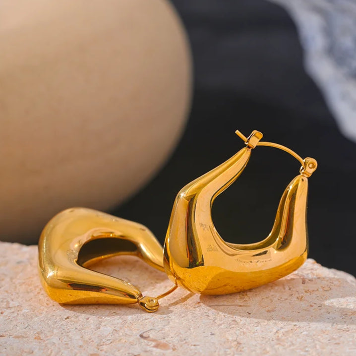Stellar Halo Hoops