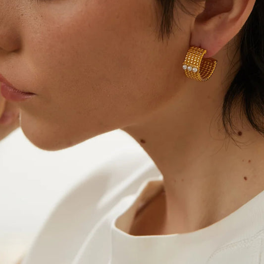 Wide Geometric Pearl Hoop Style