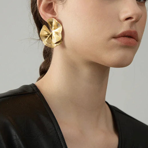 Daisy Luxe Studs