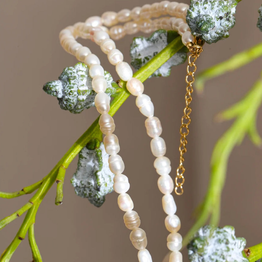 Genteel Pearl Set