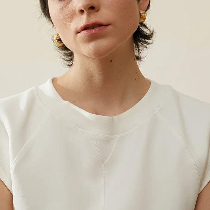 Wide Geometric Pearl Hoop Style