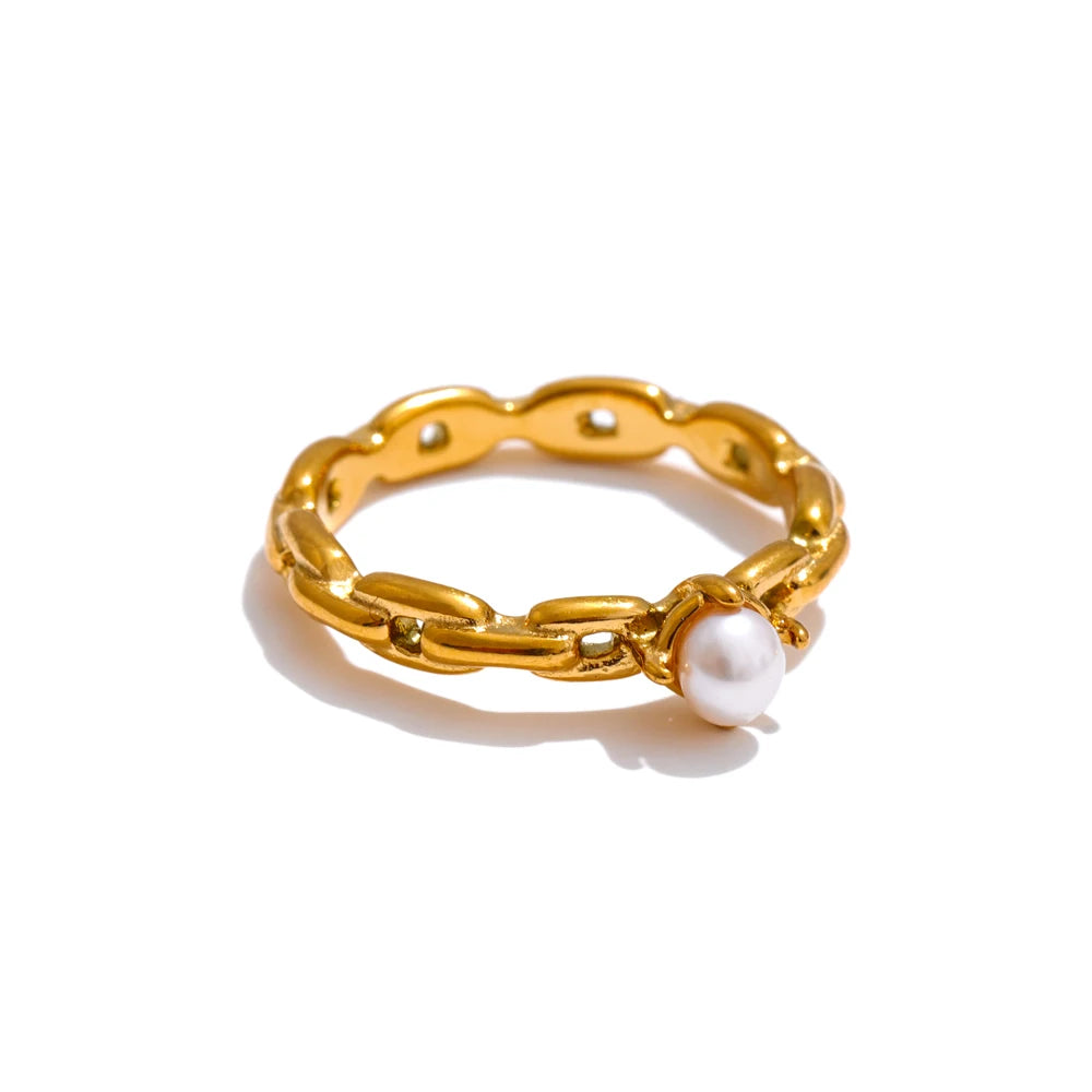 Classic Beauty Pearl Ring