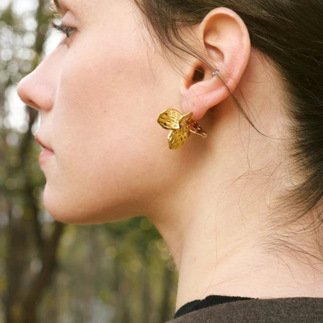 Simple Bloom Studs