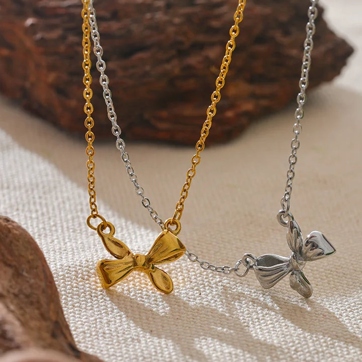 Chic Bow Charm Necklace