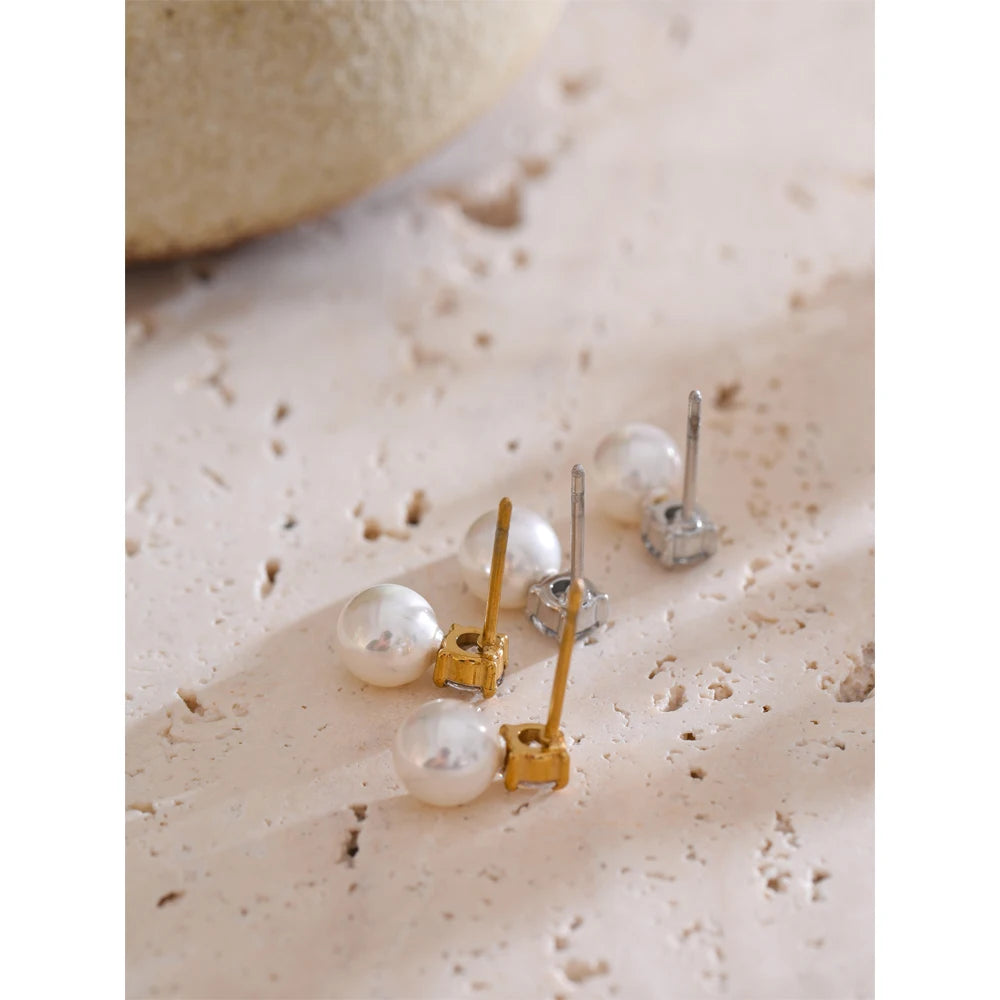 Mia's Korean Pearl Allure Earrings