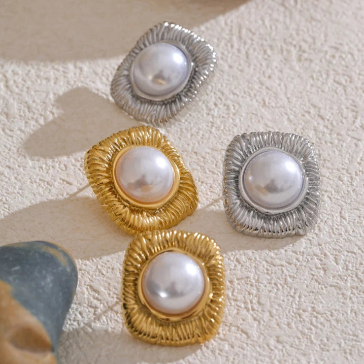 Vintage Pearls Square Stud Earrings